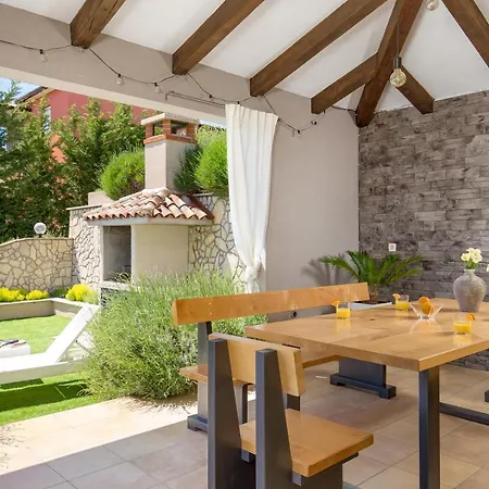 Vila Emma Maria Labin (Istria)