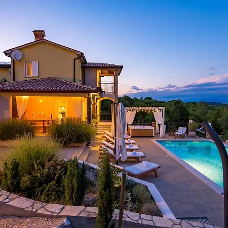 Emma Maria Vila Labin (Istria)