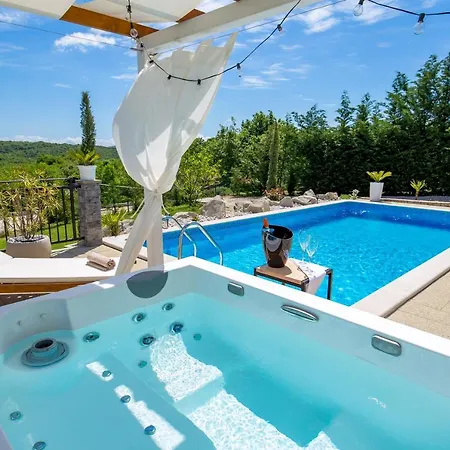 Emma Maria Villa Labin (Istria)